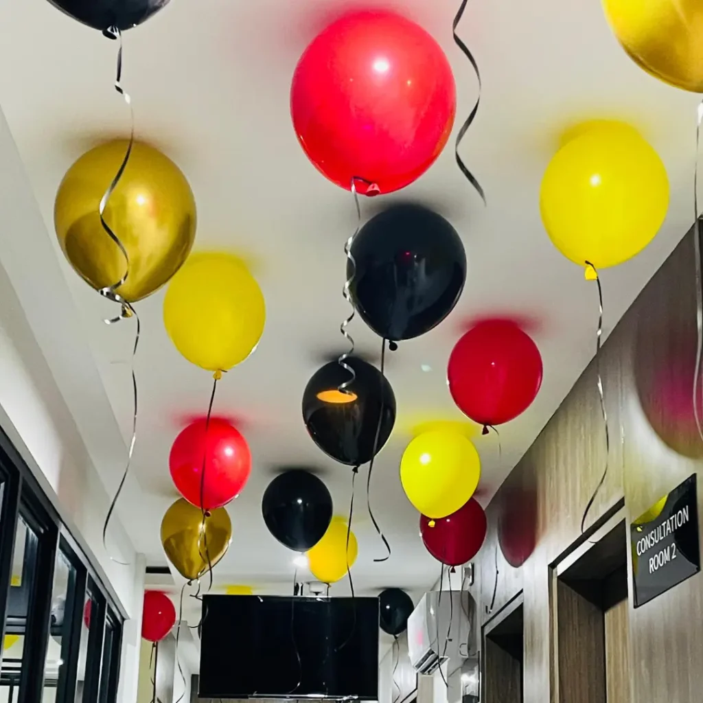 Dinar Balloons Grand Opening 4